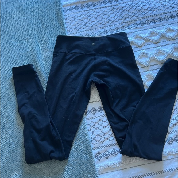 Lululemon Wunder Under Pants - Picture 2 of 3